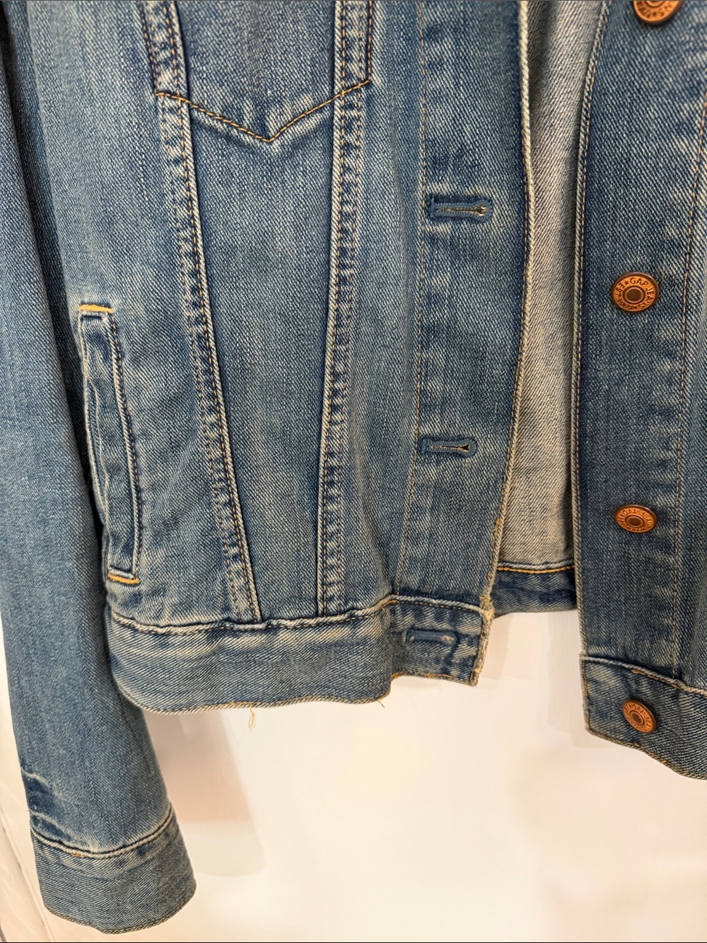 GAP Blue Women's Denim Jacket with Button Front, Vest Pockets/Size M - Picture 6 of 10